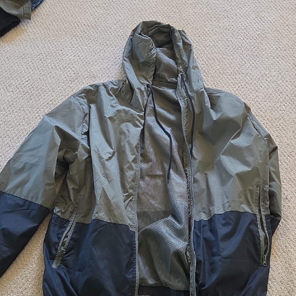 Men's Two-Tone Hooded Jacket